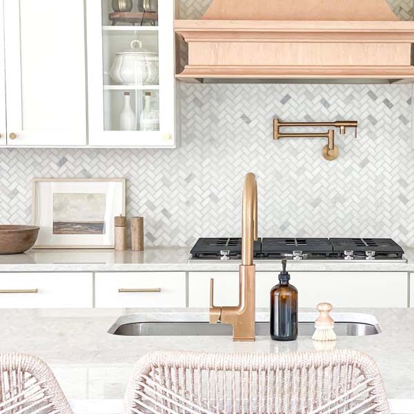 Arabescato Carrara Herringbone Pattern Honed